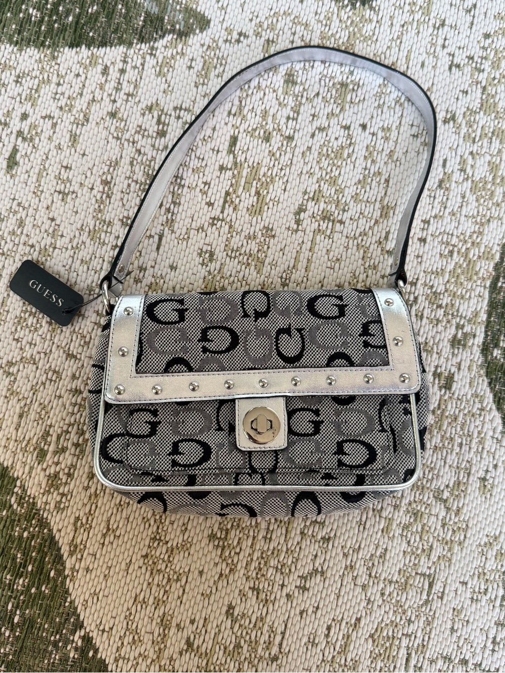 Guess NWT Silver-Trim Gray Monogram Shoulder Bag - Picture 2 of 6